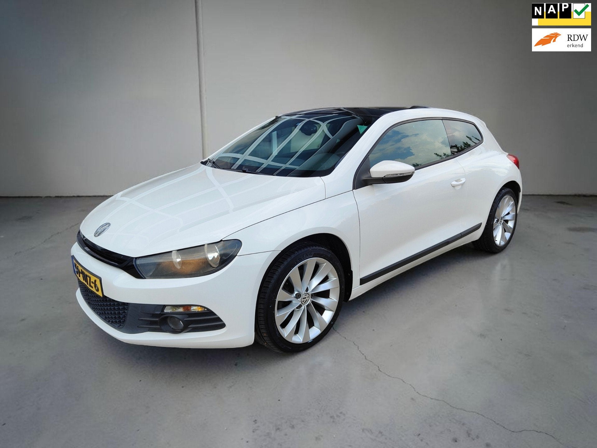 Volkswagen Scirocco 1.4 TSI Highline Plus, Voorwielaandrijving, Euro 5, 15 km/l, Gebruikt