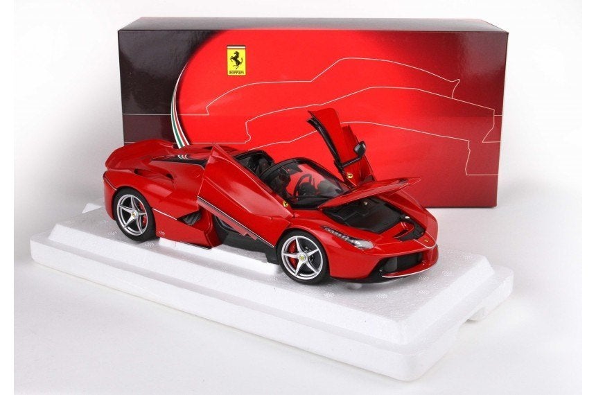 1:18 BBR Ferrari Laferrari Aperta rosso corsa nieuw in doos, Hobby en Vrije tijd, Ophalen of Verzenden, Nieuw, Auto, Overige merken