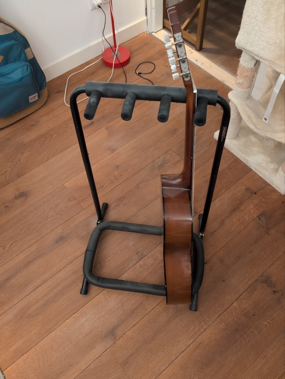 Gitaarstandaard voor meerdere gitaren (3 guitars), Muziek en Instrumenten, Ophalen, Gebruikt, Instrumentstandaard, Gitaar