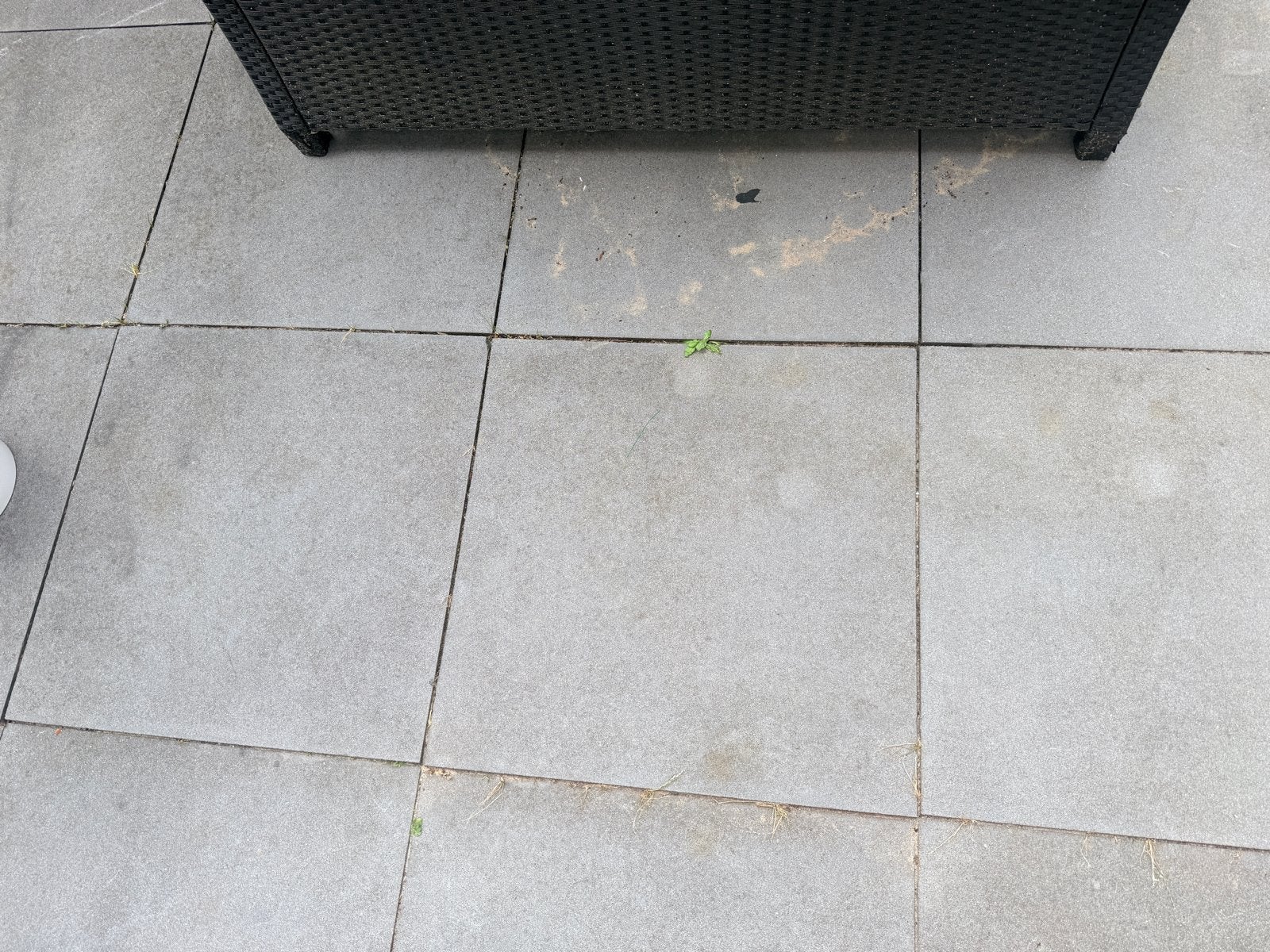 Gebruikte terrastegels van beton +/- 30m², €350, Tuin en Terras, Ophalen, Gebruikt, 10 m² of meer, Beton