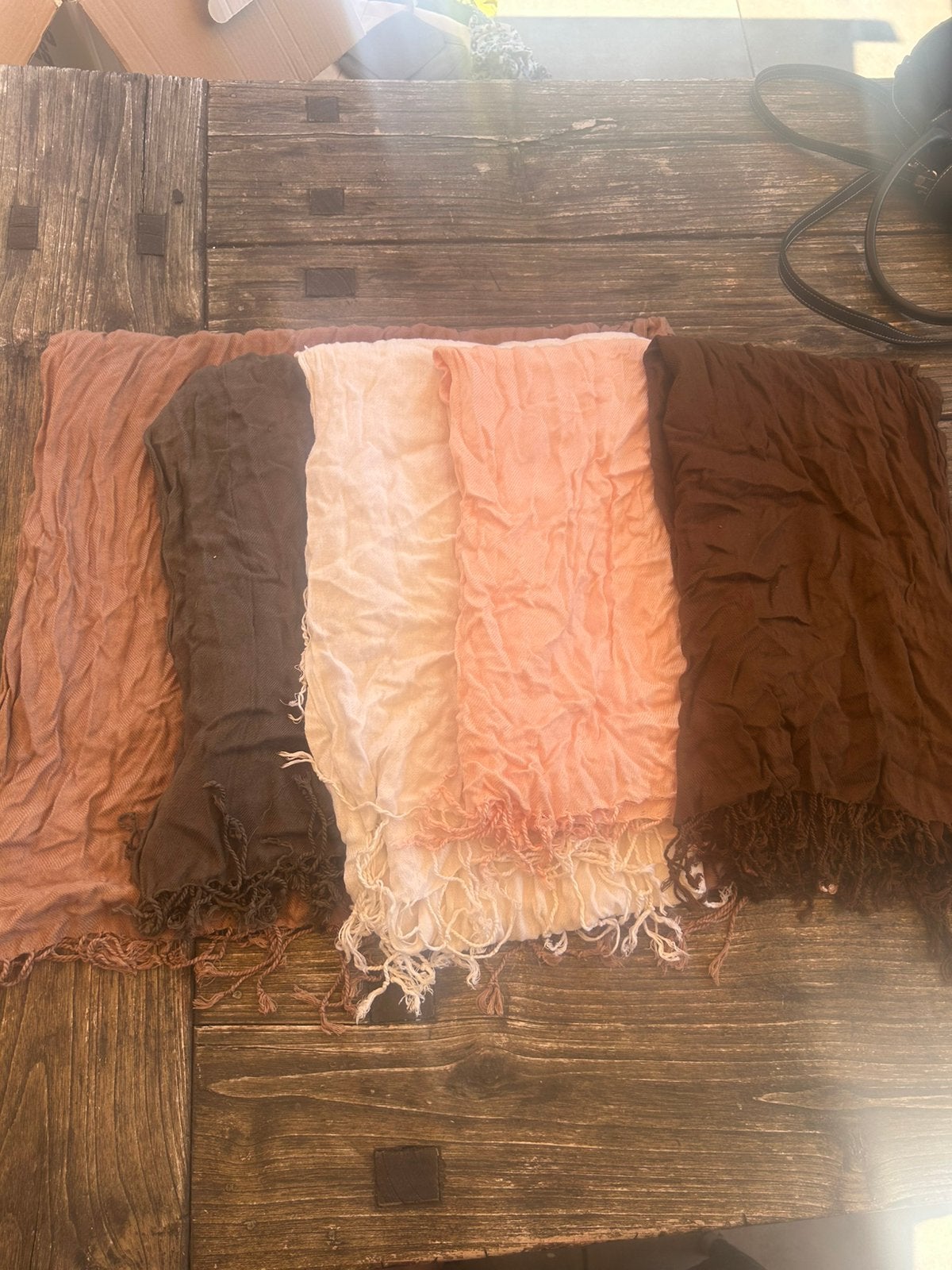 5 brede en lange sjaals, Kleding | Dames, Ophalen of Verzenden, Zo goed als nieuw, Maat 46/48 (XL) of groter, Sjaal