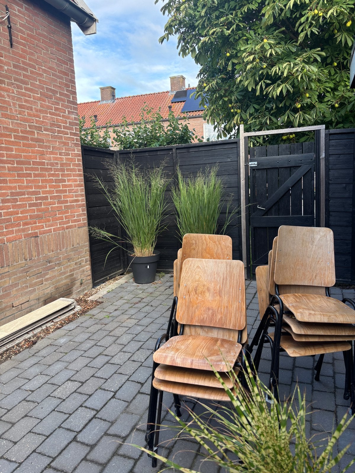 Vintage houten stoelen (stapelbaar), Ophalen, Gebruikt, Bruin, Vijf, Zes of meer stoelen