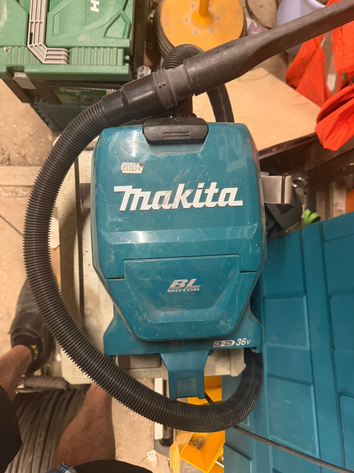 Makita stofzuiger 36 volt, Ophalen, Zo goed als nieuw