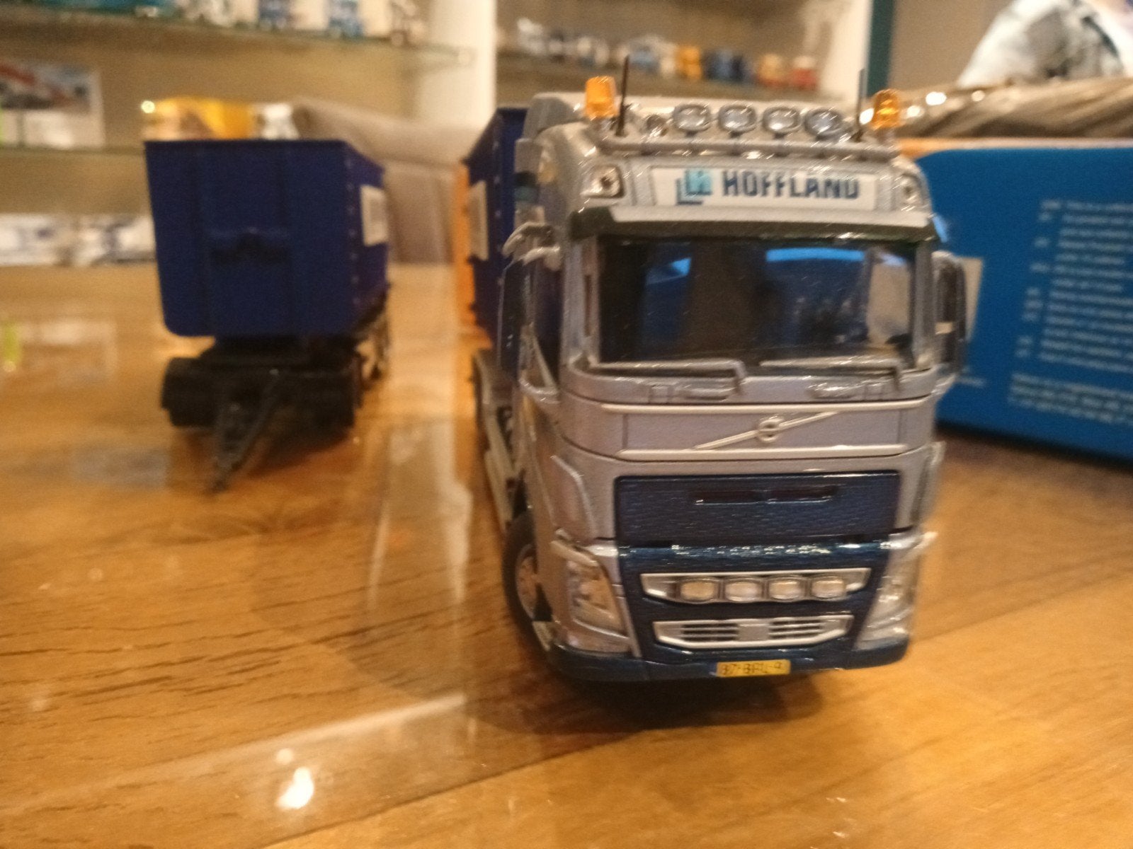 Tekno Hofland Volvo, Hobby en Vrije tijd, Ophalen of Verzenden, Zo goed als nieuw, Bus of Vrachtwagen, Tekno