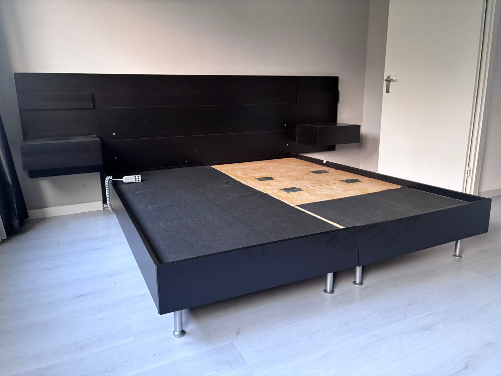 Elektrische tweepersoons bed zwart 185 x 204 cm, Ophalen, Zwart, Tweepersoons, Zo goed als nieuw