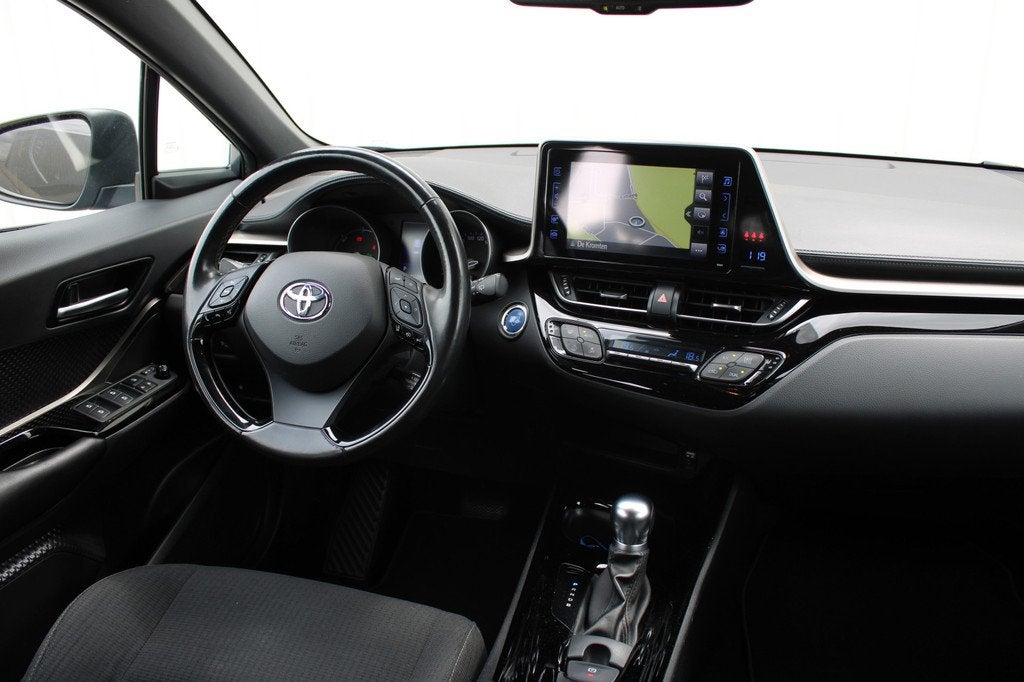Toyota C-HR 1.8 Hybrid Business Intro | Incl. 12 maanden gar, Auto's, Toyota, 12 maanden, Stof, 4 cilinders, 26 km/l