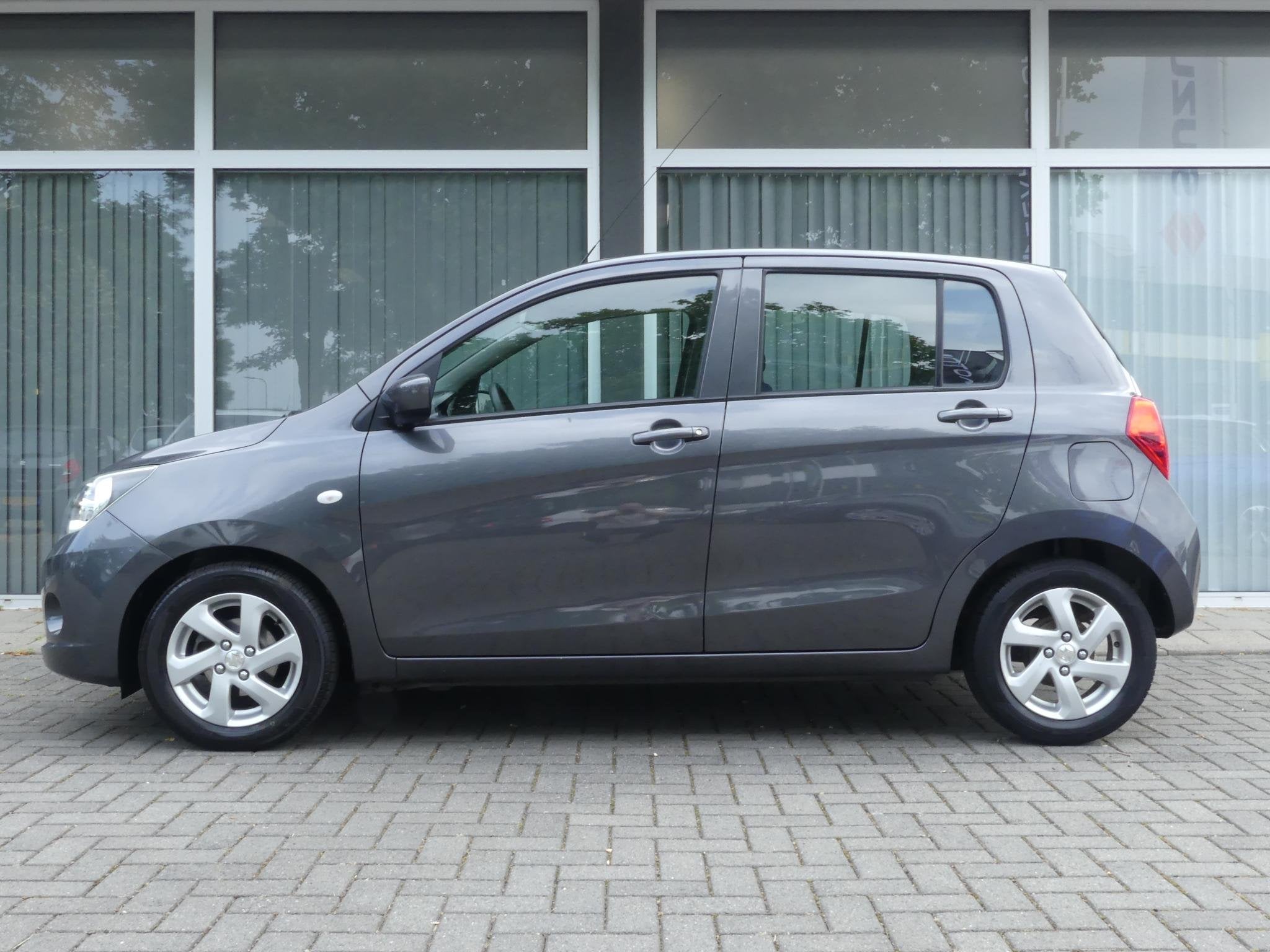 Suzuki Celerio 1.0 Exclusive Airco, Lichtmetalen velgen Deal, Elektrische ramen, Gebruikt, 400 kg, 68 pk