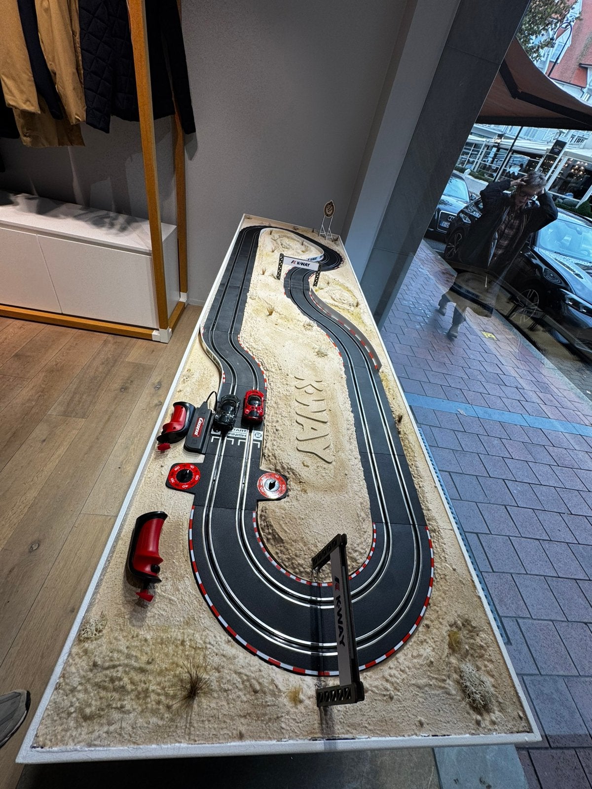 Slotracebaan in Duinlandschap, Kinderen en Baby's, Racebaan, Carrera, Info@coolsgroup.nl, Ophalen of Verzenden