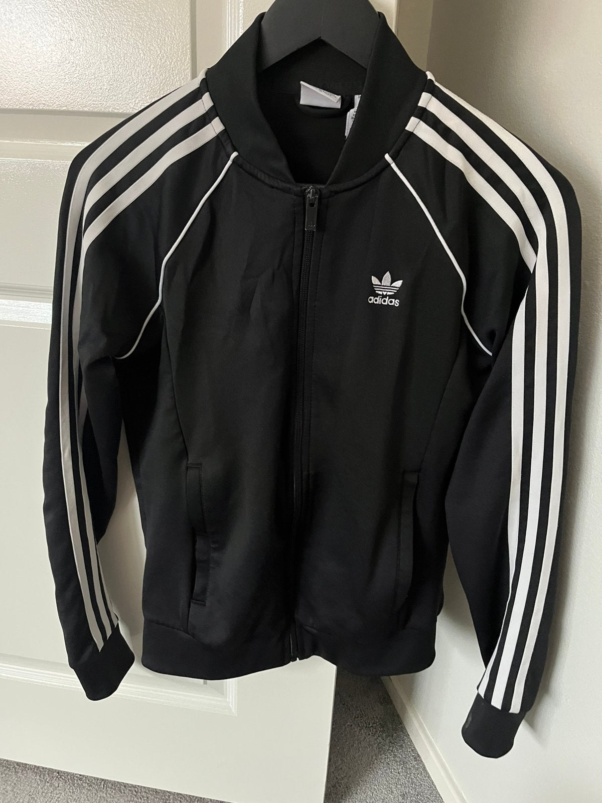 Trainingsjas jack vest adidas zgan xs zwart wit, Kleding | Dames, Sportkleding, Zwart, Overige typen, Ophalen of Verzenden, Zo goed als nieuw