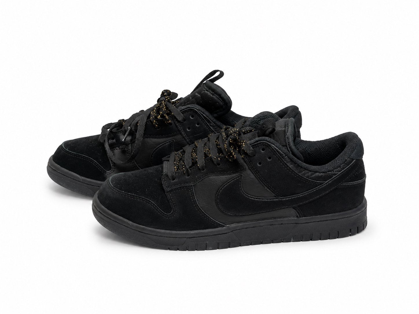 Nike SB Dunk Low Pro ISO 'Orange Label' Zwart, Verzenden, Zo goed als nieuw, Zwart, Sneakers of Gympen