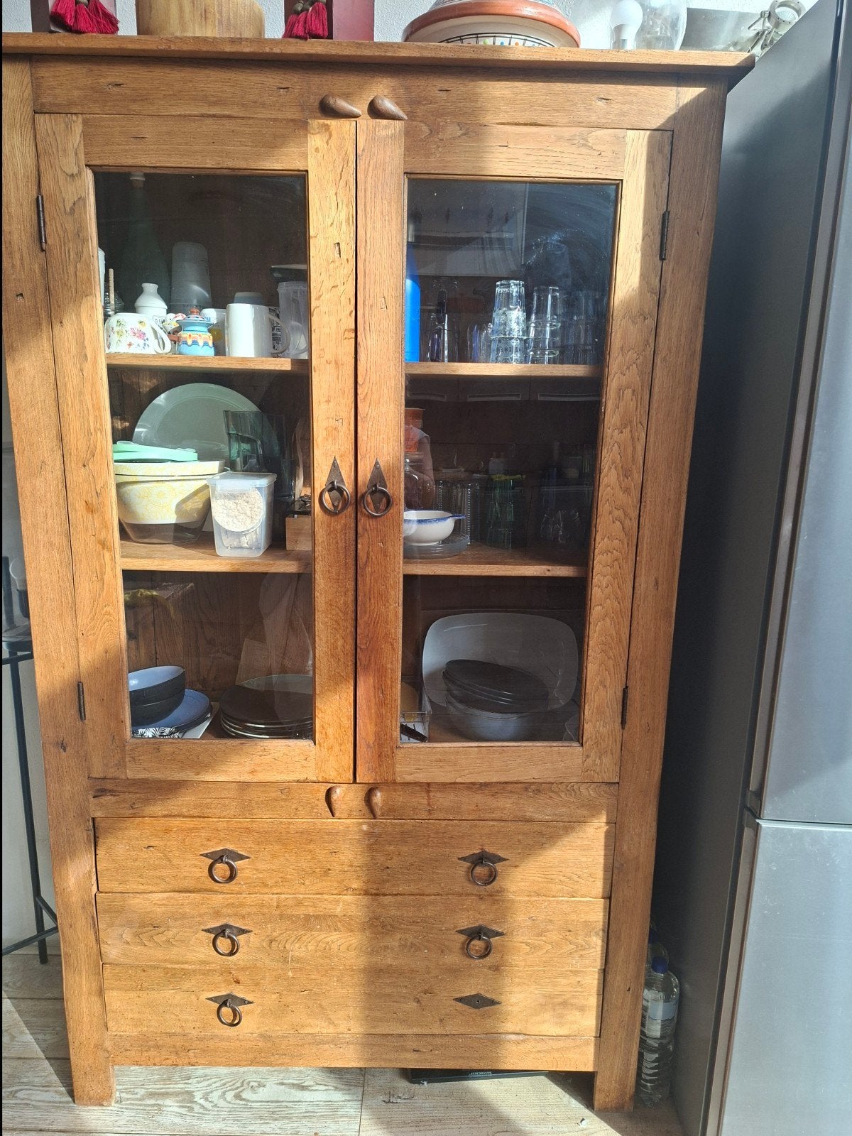 Antieke houten vitrinekast met lades, Antiek en Kunst, Ophalen