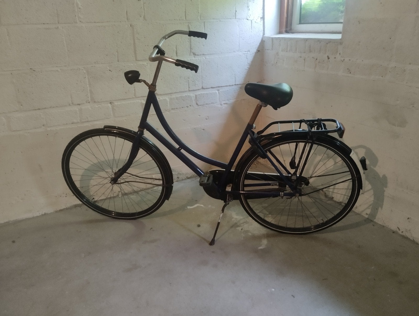 Stevige blauwe fiets met goed zadel, (ketting ligt der af!, Terugtraprem, Ophalen, Overige merken, 53 tot 56 cm