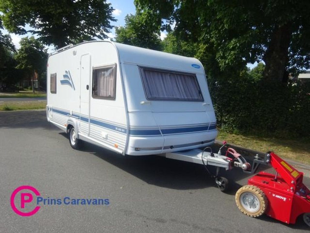 Wilk Blue star 470 Met Frans Bed en Rondzit #NIEUWSTAAT#, Caravans en Kamperen, Caravans, Schokbreker, Bedrijf, Wilk, Tot en met 4