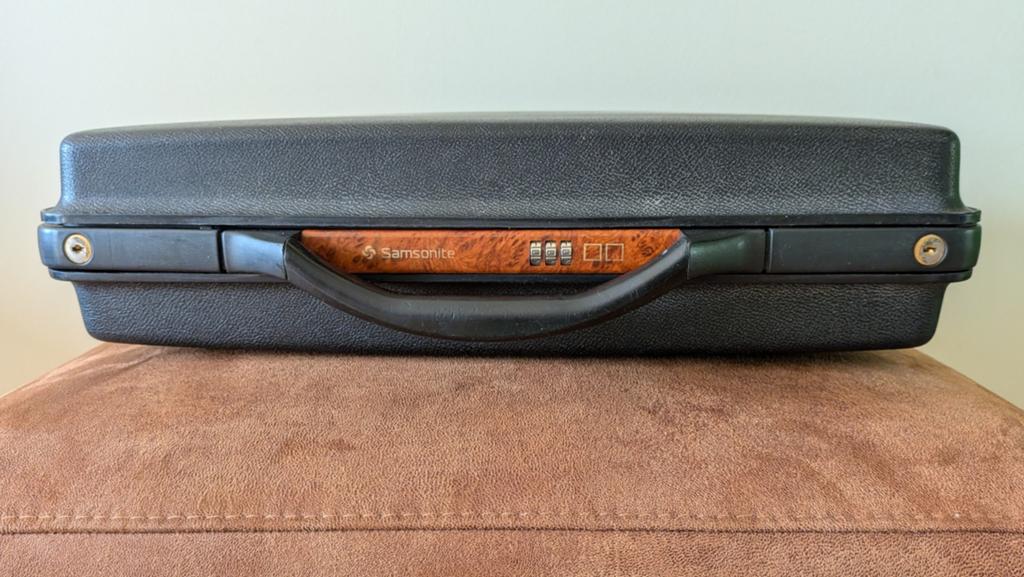 Samsonite attachékoffer, documenten,, Tabletvak, 17 inch of meer, Aktetas, Ophalen of Verzenden