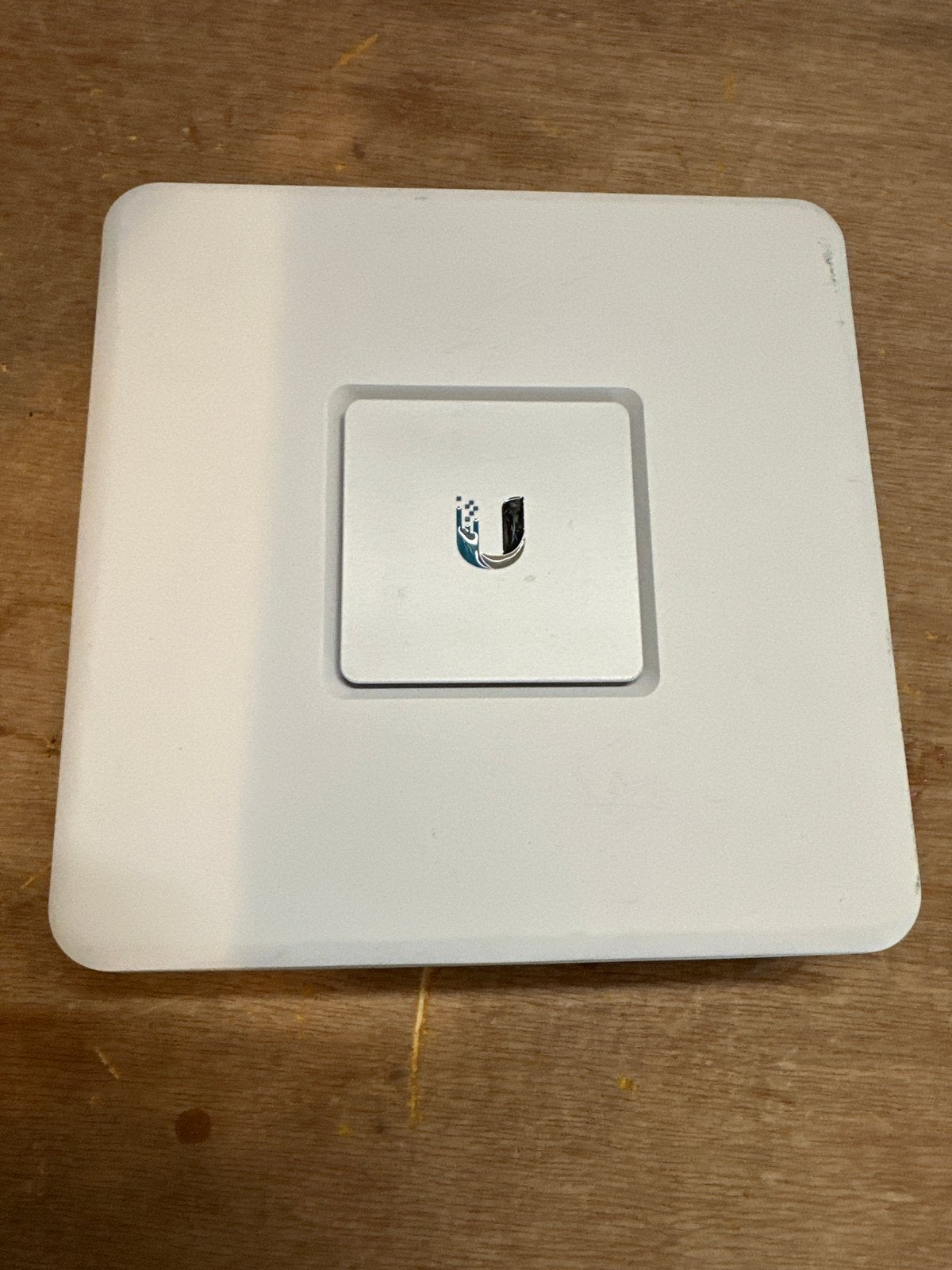 Ubiquiti UniFi Security Gateway (USG) Router, Ophalen of Verzenden, Gebruikt, Router