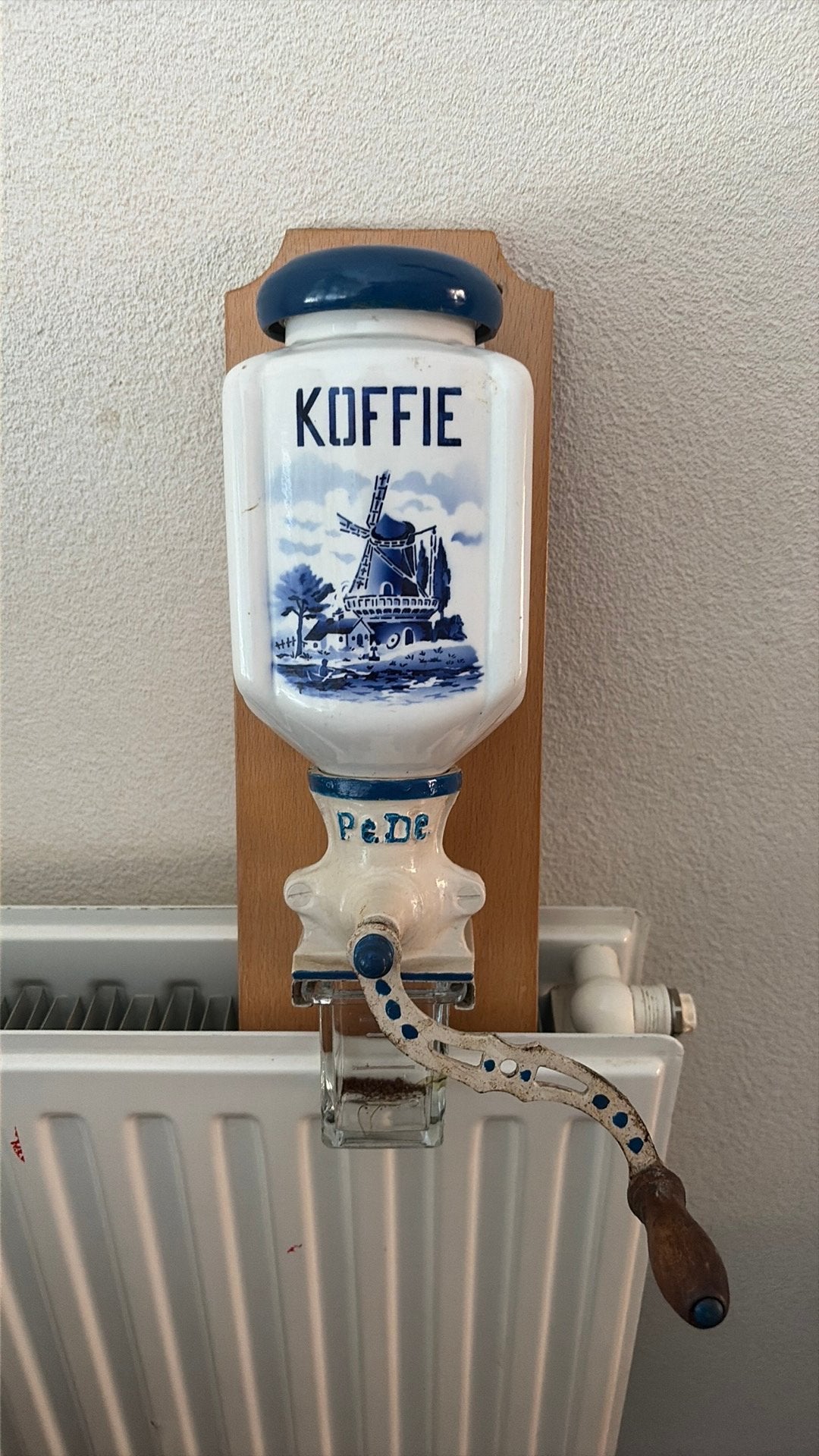 Vintage PeDe Delft blauwe wandkoffiemolen jaren 60”, Ophalen of Verzenden