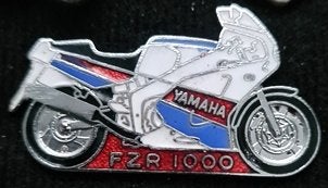 Yamaha FRZ motor pin- emaille, Verzenden, Nieuw, Transport, Speldje of Pin