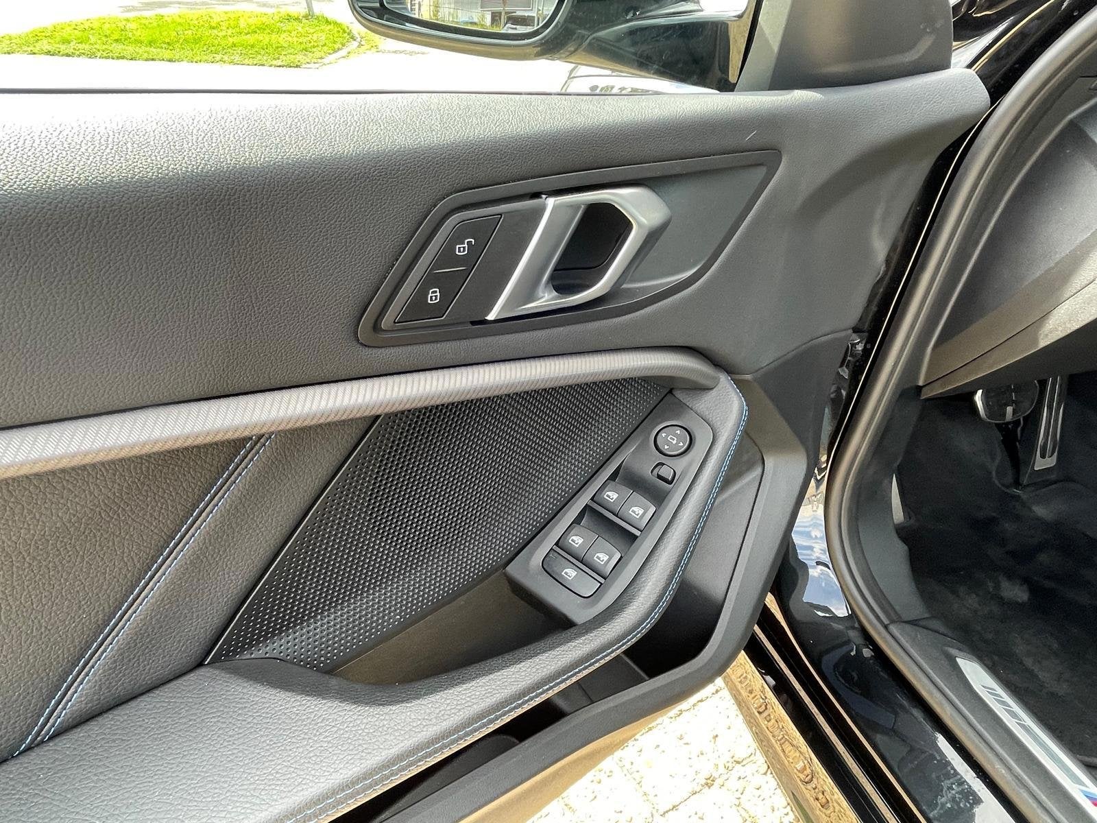 BMW 1-serie 118i Executive M-Sport Nieuw staat ! Dealer onde, Auto's, Dealer onderhouden, 136 pk, Gebruikt, Leder en Stof