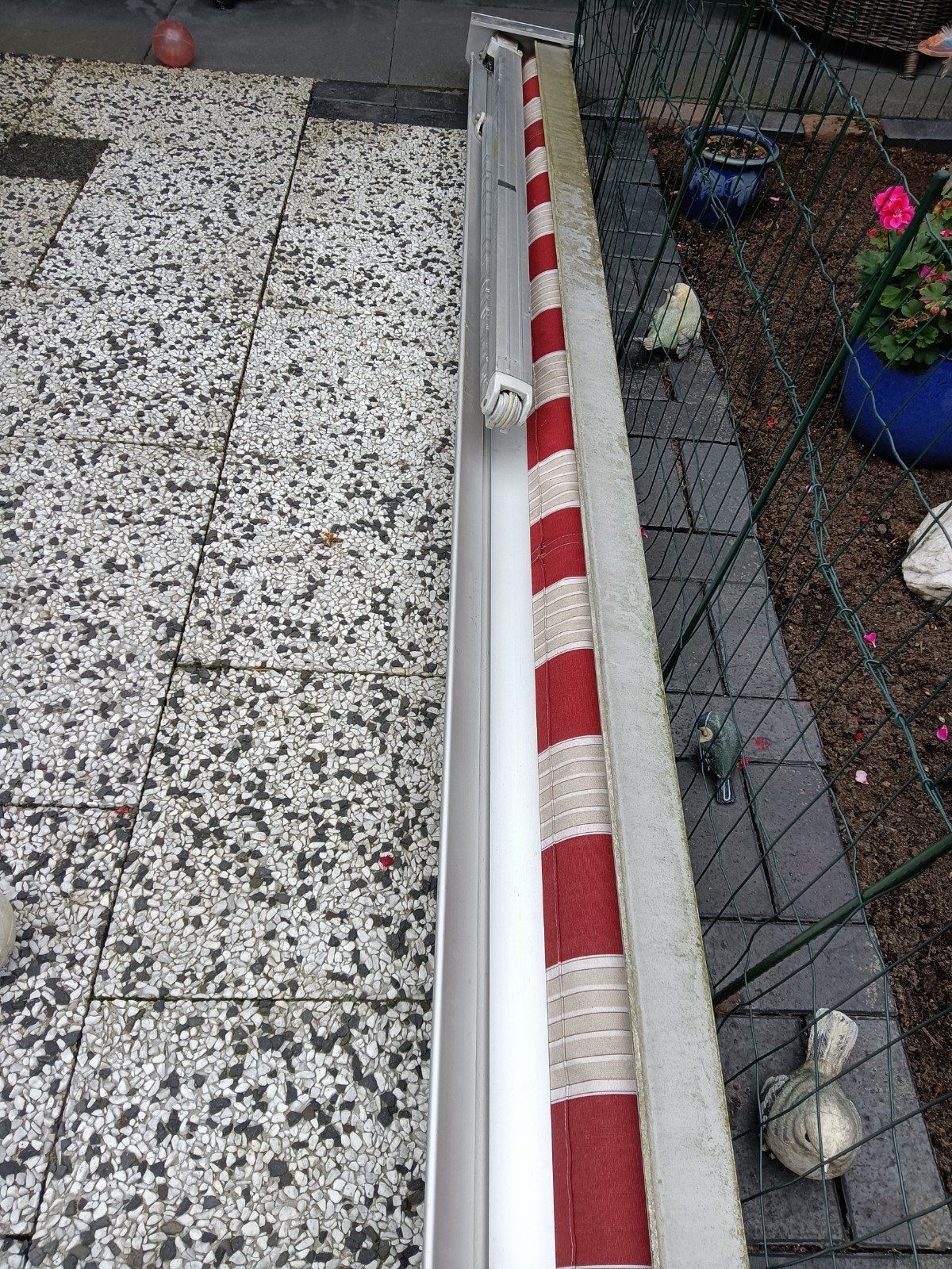 zonnescherm knikarm, Ophalen, Gebruikt, 150 tot 300 cm, 250 cm tot 450 cm