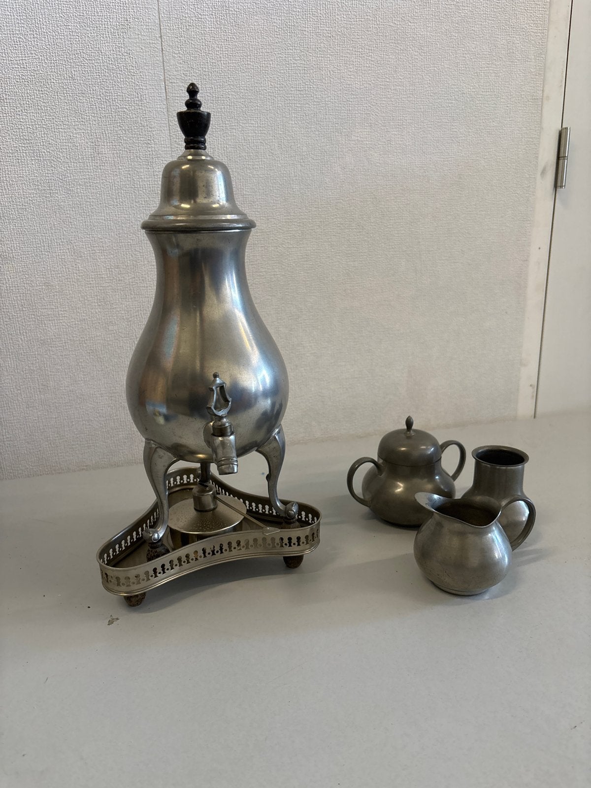 Antieke tinnen theeservies met samovar, Ophalen of Verzenden