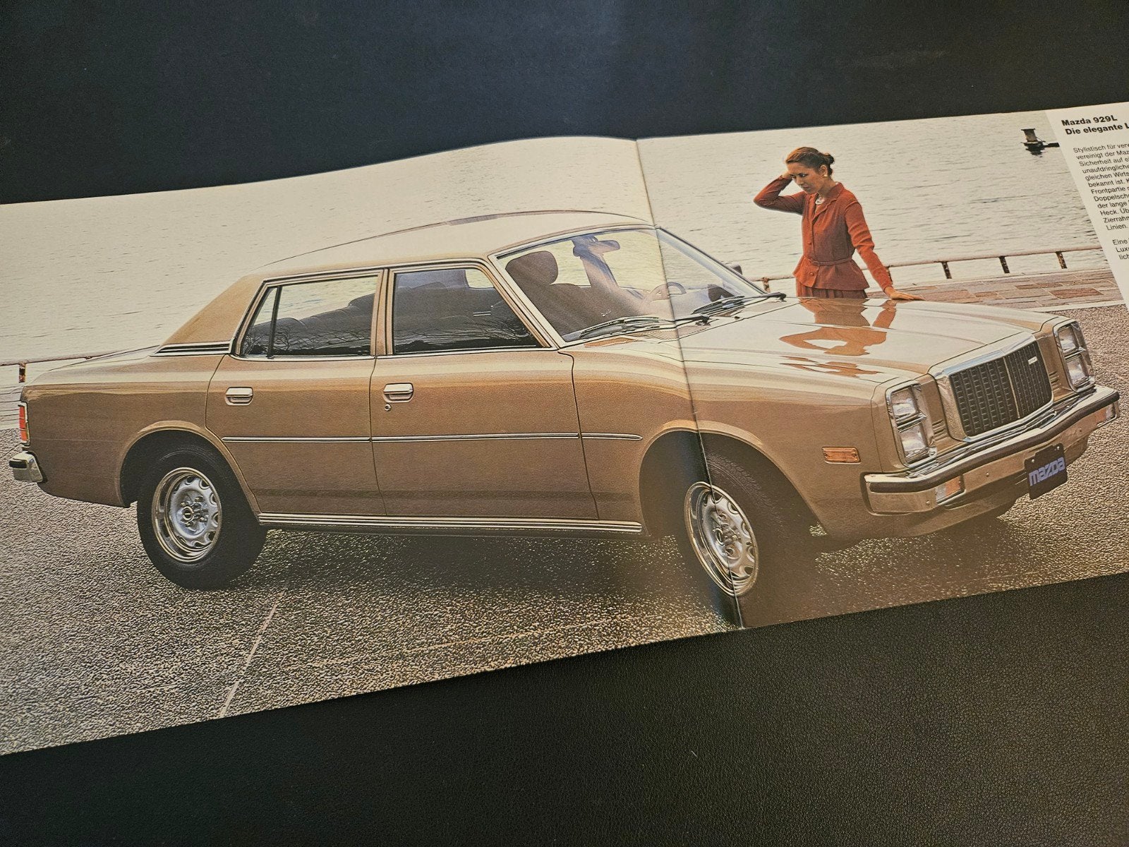 Brochure Mazda 929 L 1979, Boeken, Auto's | Folders en Tijdschriften, Ophalen of Verzenden, Zo goed als nieuw, Mazda