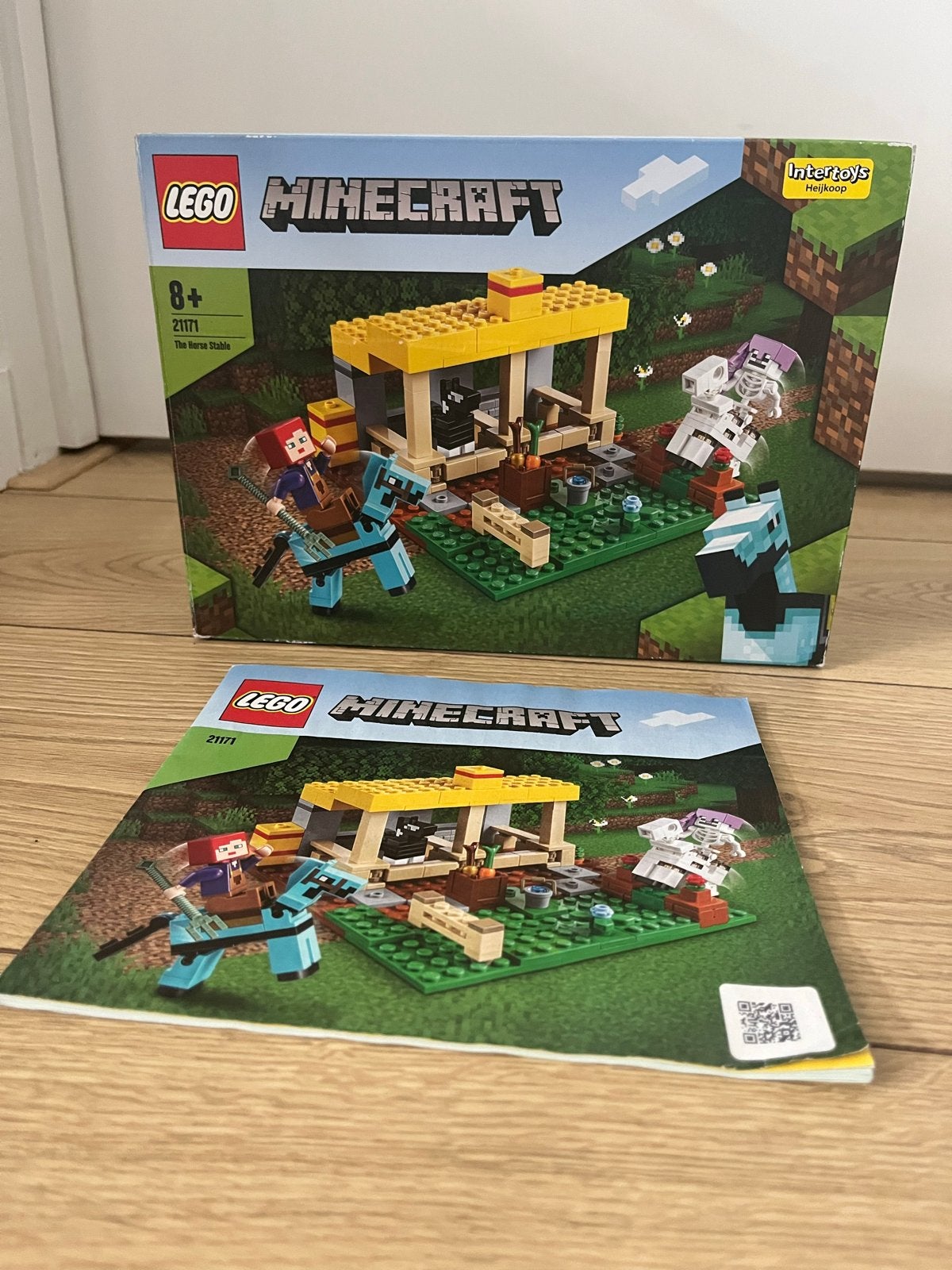 LEGO Minecraft 21171 De Paardenstal met doos en instructies, Minecraft, Lego, Ophalen of Verzenden, Zo goed als nieuw