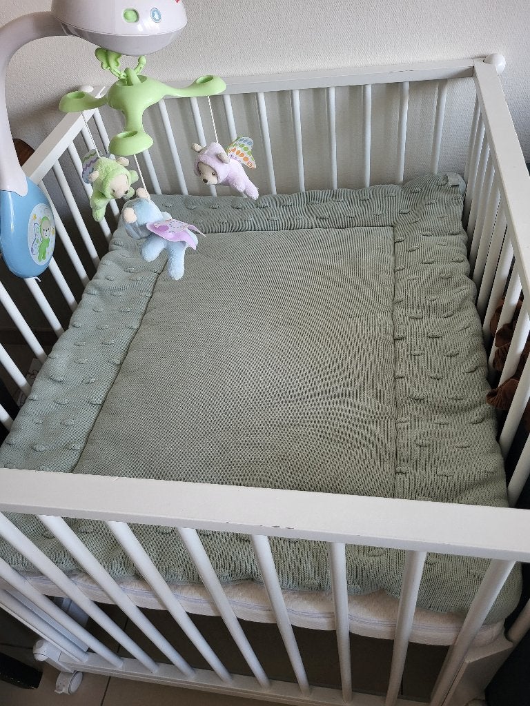 Witte houten box met matras en box kleding, Ophalen of Verzenden, Gebruikt, Vierkant, Boxkleed