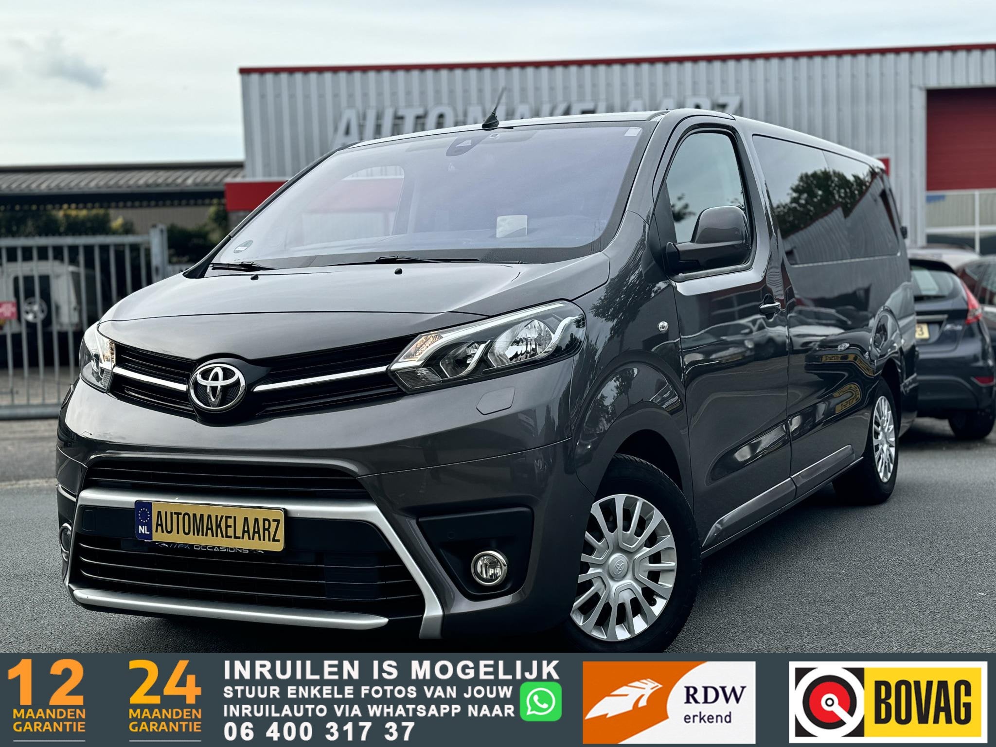 Toyota PROACE Shuttle 2.0 D-4D Navigator extra lang 9 person, Auto's, Gebruikt, Euro 6, 9 stoelen, Zilver of Grijs