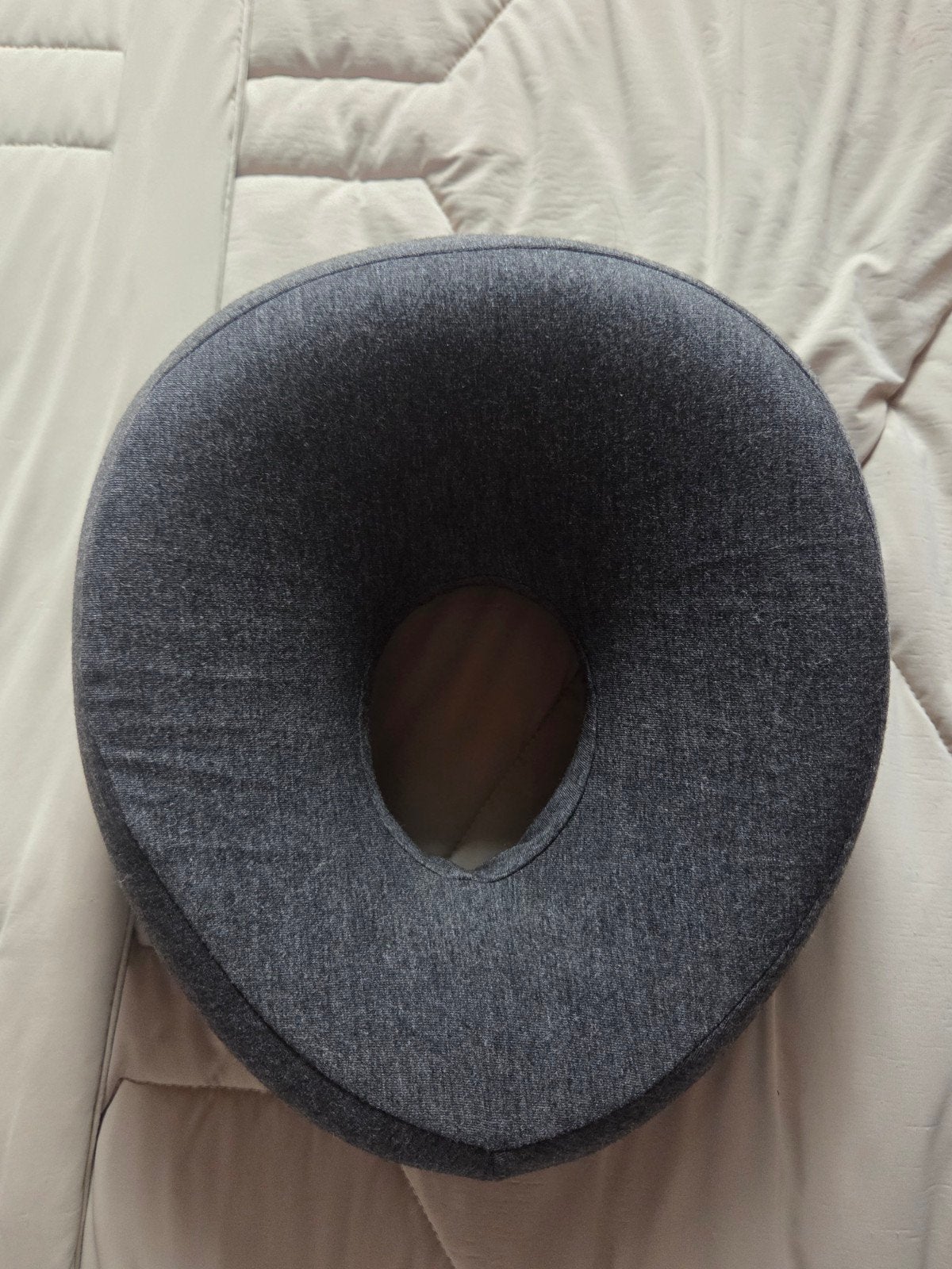 Massage Hoofdkussen - Ergonomisch en Comfortabel, Overige merken, Hoofdkussen, Ophalen of Verzenden, Zo goed als nieuw