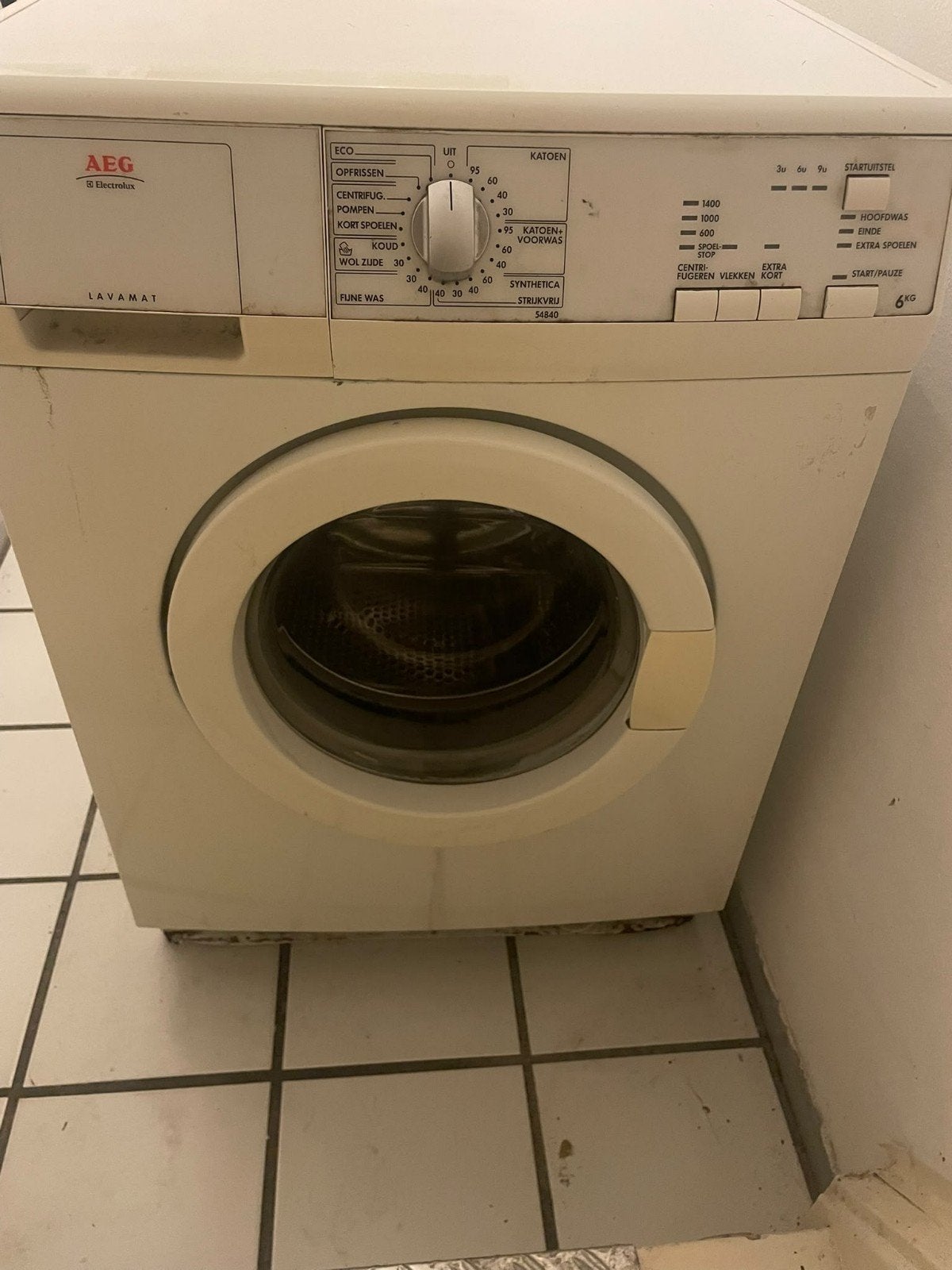 AEG Lavamat L54840 Wasmachine - 6kg - 1400 toeren, Witgoed en Apparatuur, Ophalen, Gebruikt, Voorlader, Kort programma
