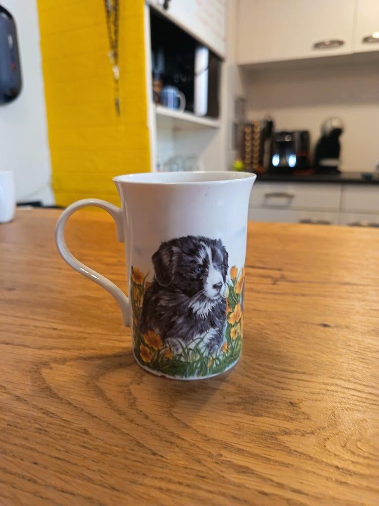 Mok met puppy opdruk - Crown Trent, Made in England, Ophalen of Verzenden
