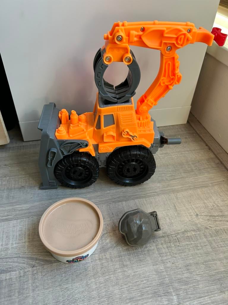 Playdoh graafmachine / voorlader met “zand”klei, Ophalen of Verzenden, Zo goed als nieuw