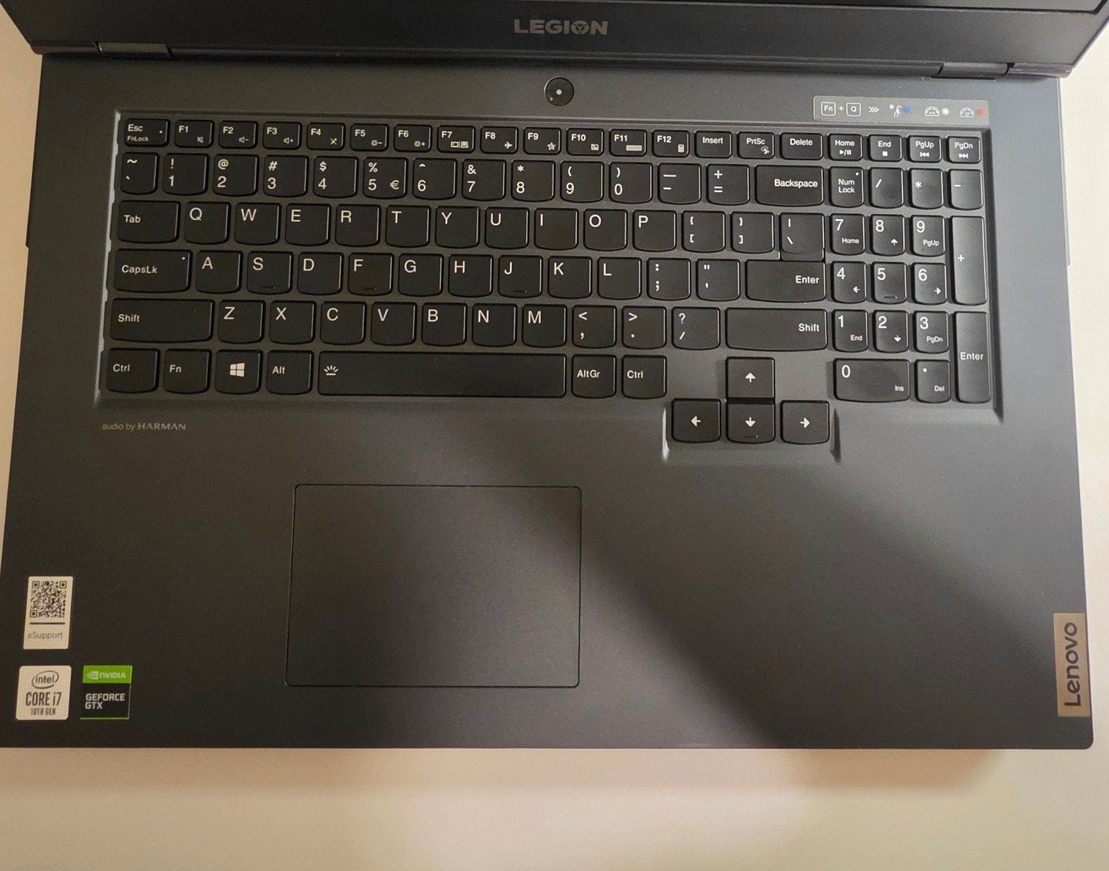 Foto 3 van Lenovo Legion 5 17IMH05 Gaming Laptop - i7-10750H, 16GB RAM