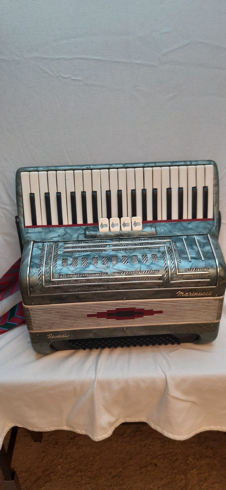 marinucci  80 bas, Muziek en Instrumenten, Accordeons, Ophalen, Gebruikt, 80-bas, Met koffer