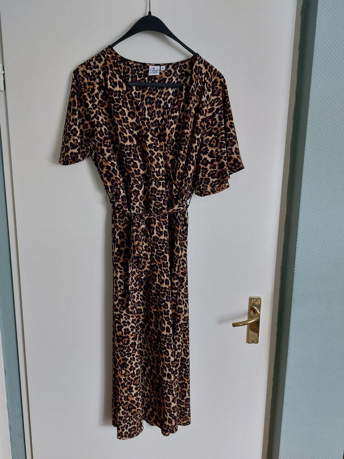 Panterprint jurk, Bruin, Maat 46/48 (XL) of groter, Ophalen of Verzenden, Zo goed als nieuw