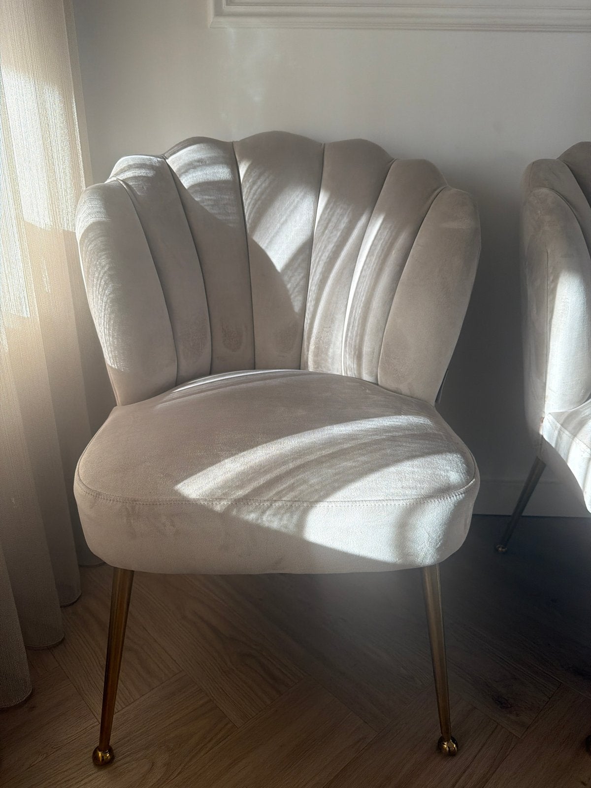 Richmond eetkamerstoel - Beige fluweel met gouden poten, Ophalen, Gebruikt, Overige kleuren, Eén