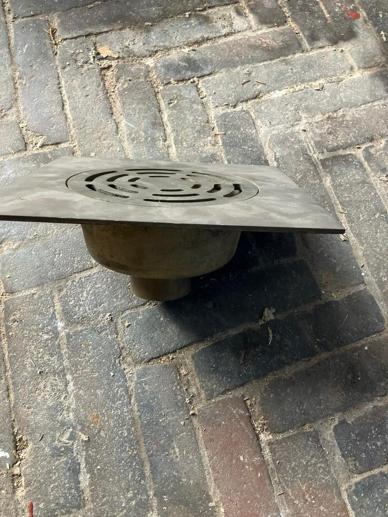 Zware kwaliteit messing afvoerput 25x25 cm, Ophalen of Verzenden, Nieuw