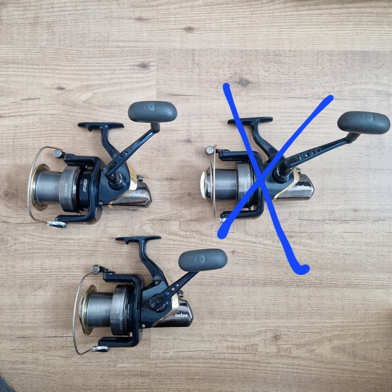 2x Daiwa Emcast Plus 5500 Inclusief 2x reservespoelen., Ophalen, Gebruikt