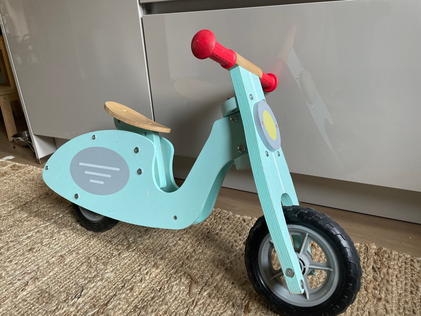 Houten loopfiets scooter model - Mintgroen, Ophalen, Gebruikt, Loopfiets