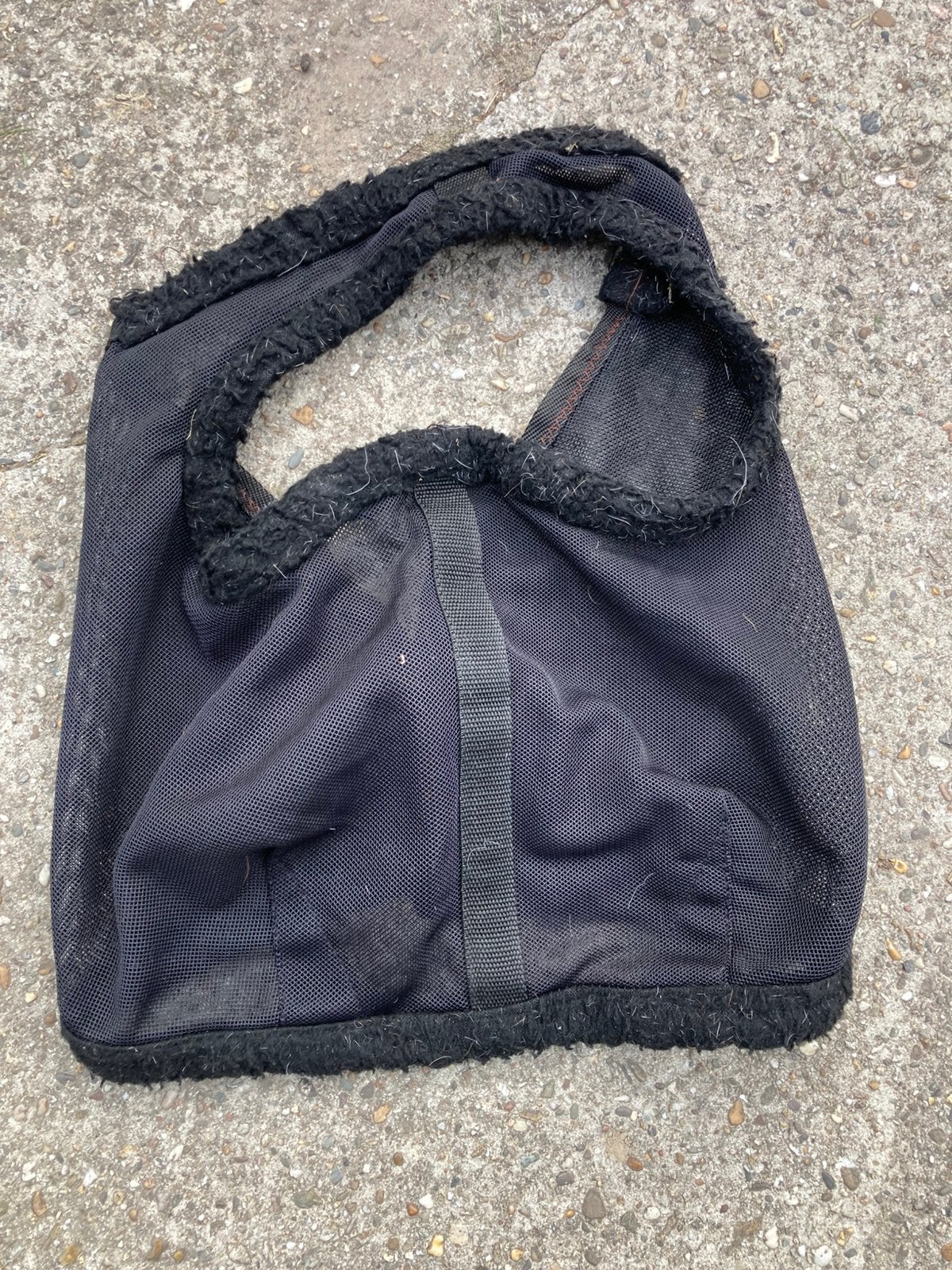Zwart vliegenmasker maat S, Dieren en Toebehoren, Paarden en Pony's | Hoofdstellen en Tuigage, Ophalen of Verzenden, Zwart