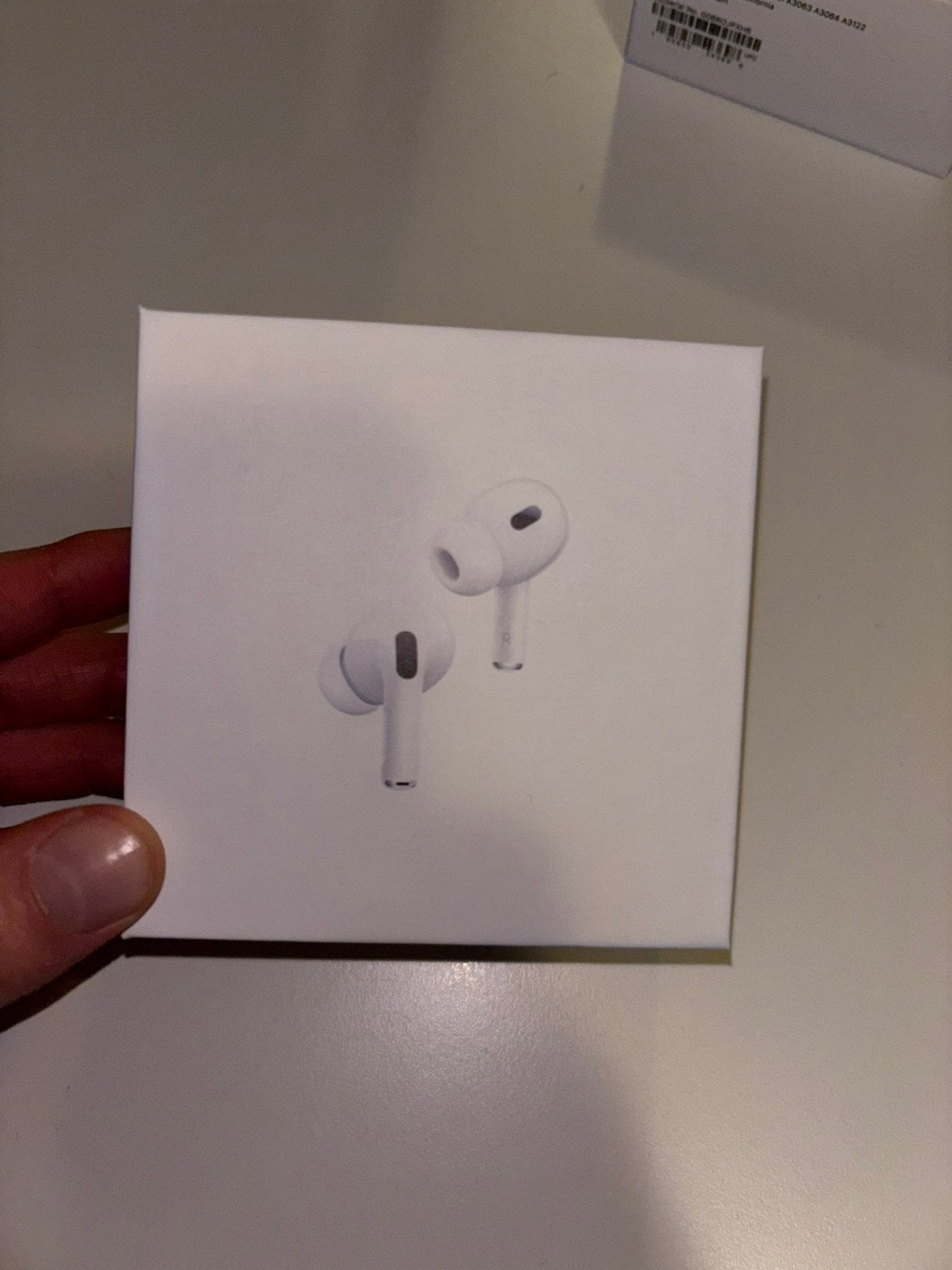 AirPods Pro 2 | AirPods Pro 3, Telecommunicatie, Mobiele telefoons | Oordopjes, Ophalen of Verzenden, Zo goed als nieuw