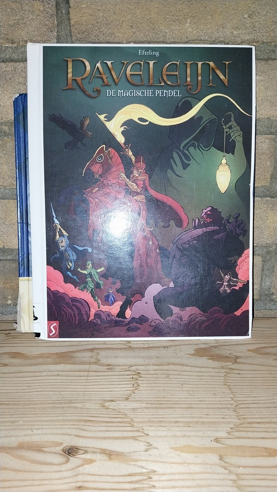 Efteling Raveleijn: De Magische Pendel - Stripboek, Ophalen of Verzenden