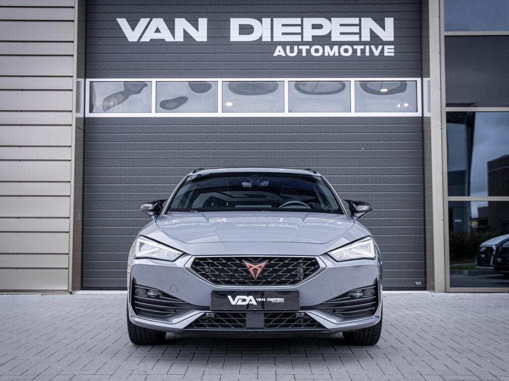 CUPRA Leon Sportstourer 1.5 eTSI Business Edition - Pano l A, Auto's, Cupra, Stof, 4 cilinders, Leon, 5 stoelen