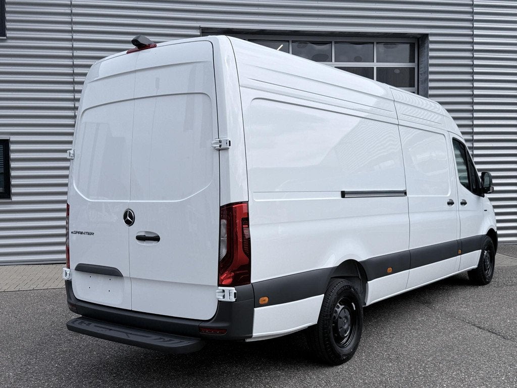 Mercedes-Benz eSprinter 320 L3 Pro 81kWh | LED | APPLECARPLA, Automaat, 81 kWh, Gebruikt, 2000 kg
