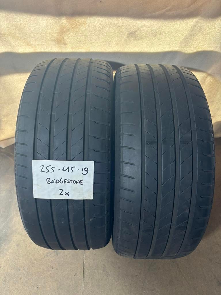 2 x 255-45-19 Bridgestone of 2 x Continental Zomerbanden, Gebruikt, 255 mm, Band(en), Personenwagen