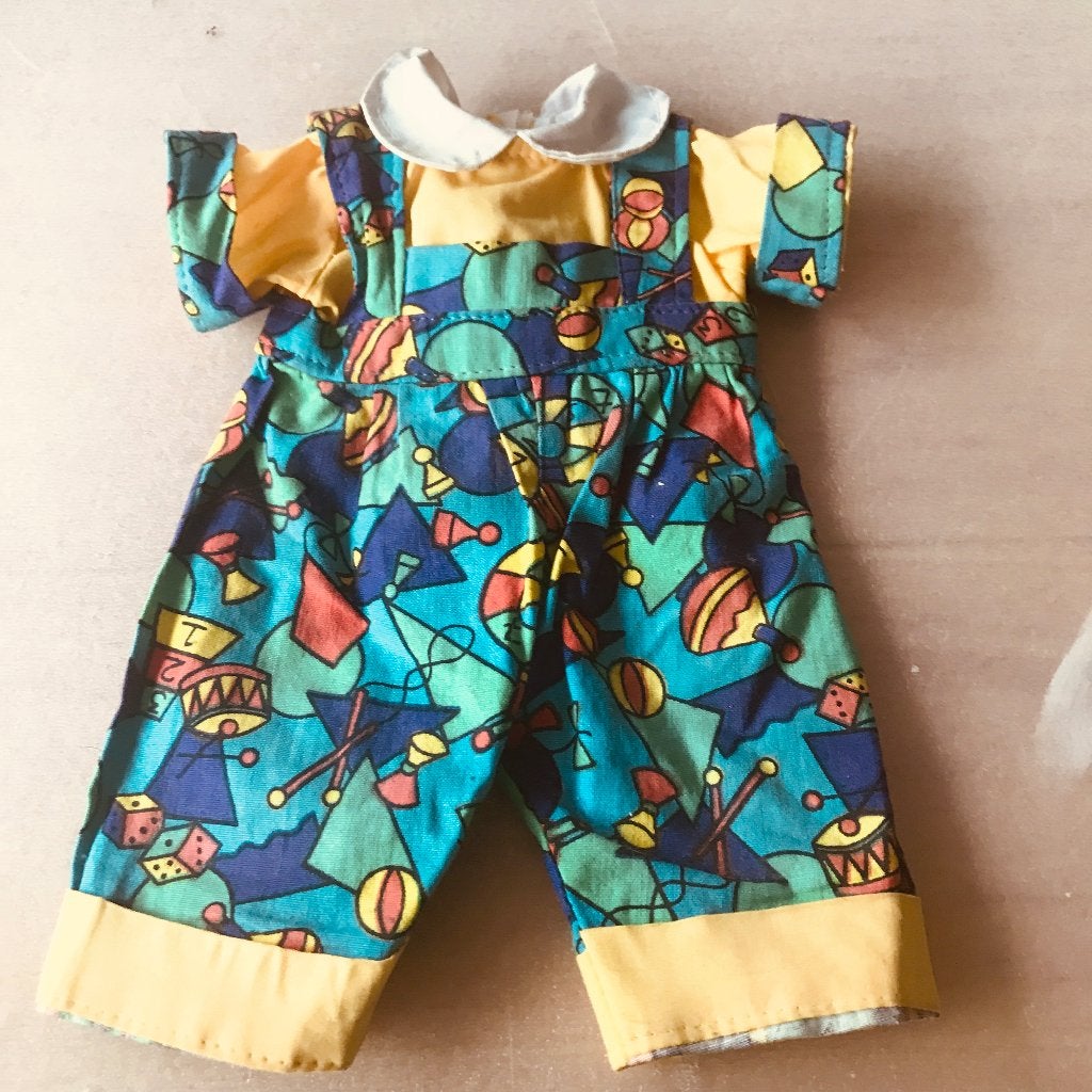 Poppenkleding set: Jurkjes voor poppen, Verzamelen, Poppenhuizen en Toebehoren, Ophalen of Verzenden, Gebruikt, Kleding