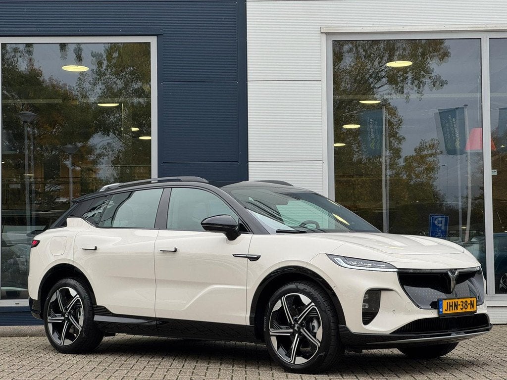 Voyah Courage BEV 80 kWh Performance Edition 4WD 435pk | 360, Auto's, Voyah, Automaat, 2202 kg, Zwart, 80 kWh