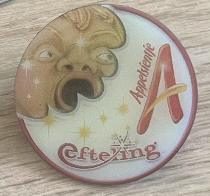 Efteling Actie pin appelsientje, Gebruikt, Ophalen of Verzenden, Nvt, Button of Speldje