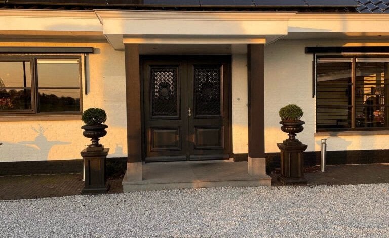 Luxe betonnen tuindecoraties, sierlijke vazen en zuilen, Ophalen, Nieuw, Beton, Overige typen