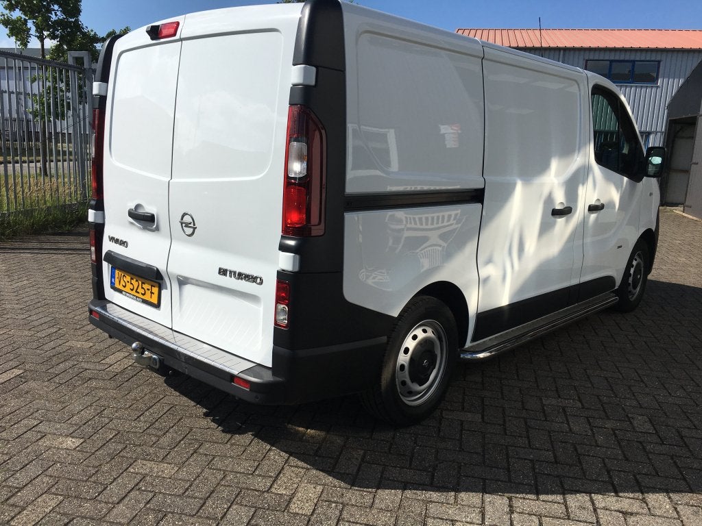 Renault Trafic Sidebars met aluminium treeplank, Niet ingevuld, Niet ingevuld, Niet ingevuld
